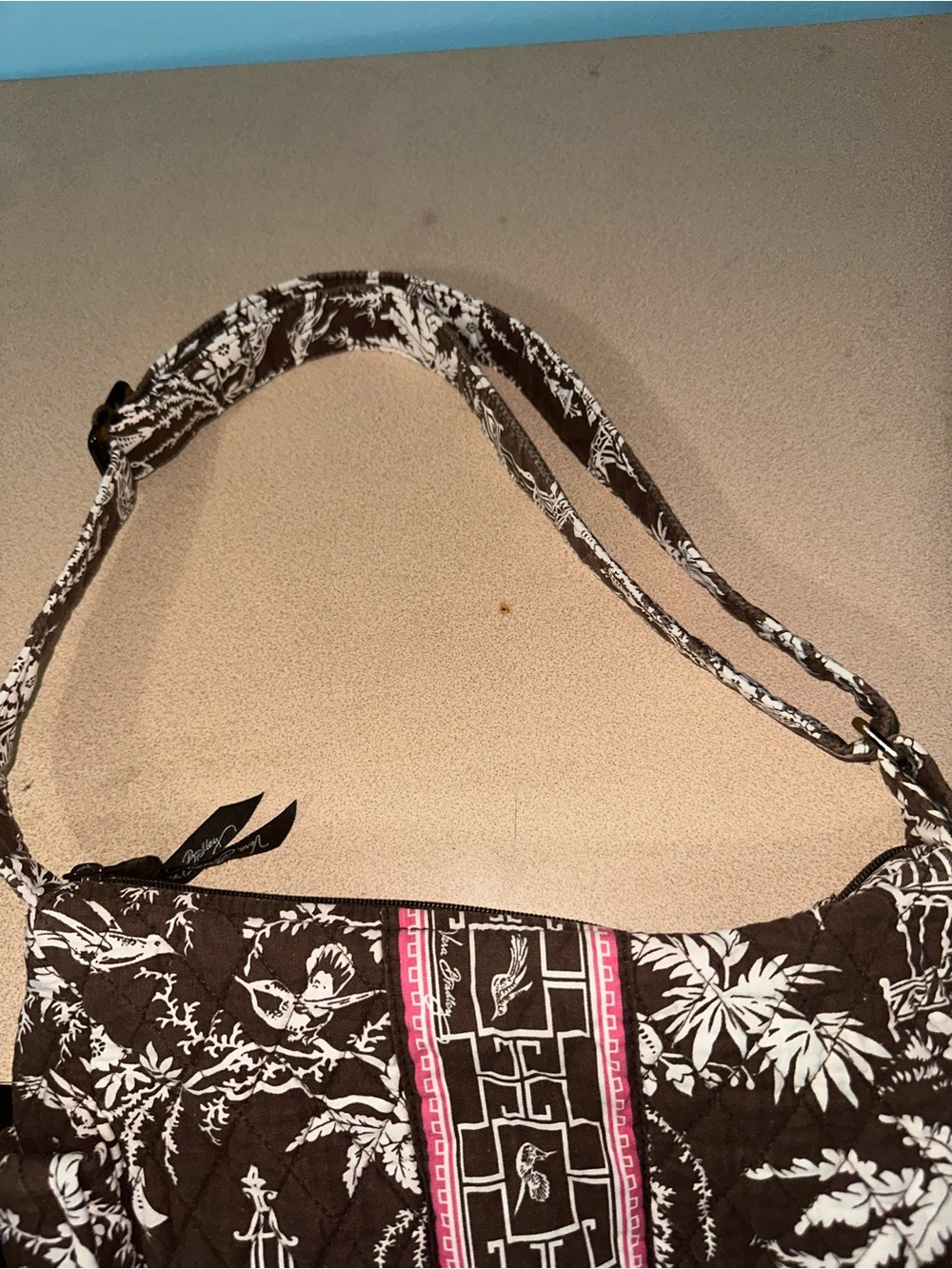 vintage, retired Vera Bradley Hobo Shoulder Bag in the "Imperial Toile" pattern. - Picture 5 of 6